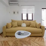 Oscar Exclusive Apartment